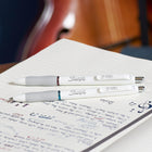 Sharpie - Stylos S-Gel, stylos gel à barillet tendance, corps blanc perle, pointe moyenne (0,7 mm), assortiment de couleurs mises à jour et classiques, 4 unités-4 stylos à pointe moyenne (0,7 mm)