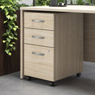 Bush Business Furniture - Studio C Classeur mobile à 3 tiroirs, orme naturel (SCF216NESU)-La finition stratifiée thermofusionnée protège contre les rayures et les taches