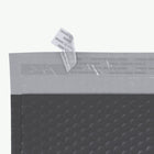 Quality Park - Enveloppes à bulles en poly avec fermeture pelable Redi-Strip - 9 po L x 6 po l - noir - paquet de 8-Chaque enveloppe à bulles est fabriquée à partir de poly durable et résistant à l’usure qui aide à protéger les articles de l’humidité, du froid et de la pluie pendant le transport