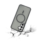 TUFF8 - Coque Robuste Glide Guard - Samsung Galaxy S23 FE - Noir Fumée-Protection de l'écran et de l'appareil photo : conçu avec un rebord surélevé pour l'objectif et le cadre de l'écran afin de protéger votre appareil photo, votre flash et votre écran contre les rayures lorsqu'ils sont placés face vers le bas.