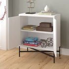 Hudson&Canal - Meuble d'appoint Brighton de 71 cm de largeur, - Blanc-Dimensions du produit : 15" L x 28" l x 32" H