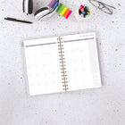 Cambridge - Agenda scolaire hebdomadaire/mensuel Madison 2025-2026 - 8 1/2 po H x 5 1/2 po l - violet - bilingue-Une semaine sur deux pages avec un espace de planification overt pour chaque jour et une section QuickNotes