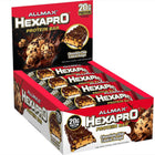 Allmax - Barres protéinées Hexparo Bars aux pépites de chocolat et à la pâte à biscuits - Lot de 12-La barre protéinée Hexapro s'intègre parfaitement à une variété de régimes, y compris les régimes faibles en glucides et en sucres. Disponible en plusieurs saveurs, chacune soigneusement élaborée pour offrir un goût gourmand, vous permettant de rester concentré sans compromis. Du petit matin aux fringales nocturnes, cette barre protéinée deviendra votre en-cas préféré. Une fois essayée, elle deviendra un inco