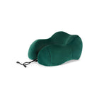 Bugatti - Oreiller Cervical Ergonomique de Voyage - Vert Foncé-Garder votre oreiller cervical propre et frais se fait sans effort grâce à son tissu lavable. Retirez simplement la housse et jetez-la dans la machine à laver, garantissant ainsi que votre oreiller reste hygiénique et prêt pour votre prochaine aventure