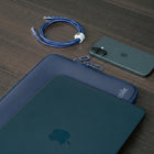 LOGiiX - Vibrance Neo Ensemble de housse avec câble USB-C vers USB-C - Bleu nuit-4