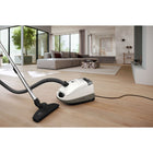 Miele - Aspirateur-traîneau Guard S1 Parquet Flex - Blanc-Grand rayon d'action - Un rayon d'action de 10 mètres (33 pieds) permet de nettoyer une grande surface sans avoir besoin changer de prise électrique.
