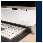 Quartet - Bloc d'ordinateur magnétique effaçable à sec - 21 po x 7 3/4 po - surface blanche-ACCESSOIRES INCLUS : livré avec un tapis de clavier en feutre, un marqueur effaçable à sec et un chiffon en microfibre pour un effacement facile. 