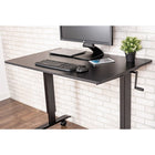 Luxor – Bureau sur pied ajustable avec manivelle de 48 po-Quatre roulettes de 3 po de calibre mobilier, dont deux avec des verrous, pour une maniabilité et une stabilité accrues