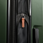 Ricardo Beverly Hills - Montecito 2.0 Bagage de Cabine Rigide 21 po - port USB - Vert Foncé-Porte-étiquette d’identification sécurisé et encastré - Garde vos coordonnées accessibles tout en les protégeant contre l’usure et les dommages
