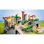 BRIO - Coffret de train de montagne cargo-Choix écologique : Fabriqués à partir de matériaux durables et conçus avec soin, ces trains et accessoires en bois contribuent à une gestion forestière responsable. Faciles à nettoyer, ils constituent un choix durable pour les parents soucieux de la qualité.