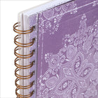 Cambridge - Agenda scolaire hebdomadaire/mensuel Madison 2025-2026 - 8 1/2 po H x 5 1/2 po l - violet - bilingue-Les pages spéciales incluent une page d'introduction, 3 calendriers de référence annuels, une liste de jours fériés, la planification de l'année en cours, la planification future et des pages de notes