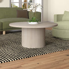 Hudson&Canal - Table basse ronde Rollan 32" de largeur - Aulne blanc-Le plateau de table a une capacité de poids de 75 lb