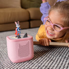 tonies - Zootopia Tonie Figurine (Anglais)-C’est simple : choisir un Tonie, le déposer sur la Toniebox et pincer une oreille pour écouter des histoires, des chansons et plus encore