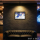 Auston Matthews Toronto Maple Leafs Celebration sur toile - Toile encadree - 31" x 22"-Dimensions finales: 31.5x22.5