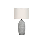 Monarch Specialties - Luminaire - 27 po H Lampe De Table - Résine Grise - Abat-Jour Ivoire / Crème - Moderne-Conçue en forme de vase, cette lampe de table en résine grise texturée de 27 pouces de haut avec ses contours fluides, surmontée d'un abat-jour tambour en lin ivoire et finie avec un embout rond noir contrastant, apporte un style moderne à tout salon, chambre à coucher ou espace de bureau