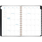 AT-A-GLANCE - Agenda scolaire hebdomadaire/mensuel Signature 2024-2025 - 5 3/8 po x 8 1/2 po - noir - anglais-Un mois sur 2 pages avec des blocs quotidiens non lignés pour la planification ouverte, plus une section pour les notes et des calendriers de référence des mois passés / futurs, Une semaine sur deux pages comprenant un espace non ligné et une section pour les notes