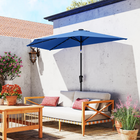 Outsunny - Parasol demi-patio avec lumières LED solaires et manivelle - 9 pi - bleu marine-Une toile en polyester de 180g offre une protection UV30+ et est également déperlante