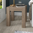 Hudson&Canal - Table d'appoint carrée Langston 22 po de largeur - Chêne gris vieilli-Nettoyer avec un chiffon doux et sec, sans produits chimiques agressifs ni produits de nettoyage abrasifs
