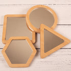 Learn Well - YUSE0321 Petits miroirs de forme rectangulaire - Ensemble de 4-Chaque miroir est d'une forme différente : carré, cercle, triangle et hexagone.