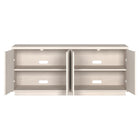 Hudson&Canal - Meuble TV Hanson pour téléviseurs jusqu'à 65 pouces - Blanc aulne-Nettoyer avec un chiffon doux et sec, sans produits chimiques agressifs ni produits de nettoyage abrasifs