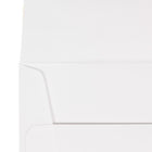 JAM Paper - Enveloppes d'invitation Strathmore A7 - 5,25 po x 7,25 po - Vélin blanc brillant - paquet de 50 (STTW711I)-Nos enveloppes sont fabriquées à partir de papier de 32 lb et disposent d'une fermeture en gomme à rabat droit avec une finition tissée.