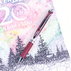 Pentel - EnerGel Rechargeable Rétractable Stylo à Encre Gel - 0,7mm - Encre Bordeaux-Rechargeable avec les recharges LR7. Réduisez vos déchets en rechargeant vos stylos.