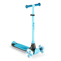 Yvolution - Yglider Kiwi Trottinette - Bleu-La Glider Kiwi est une nouvelle trottinette élégante au design incurvé, dotée d'un guidon ergonomique, d'un plateau extra-large et d'un frein arrière. Incroyablement légère, elle permet à vous et à vos enfants de la transporter sans effort.