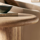 Modway - Tori Rond de 20 pouces Terrasse extérieure Béton Table d’appoint - Chêne-Nivellement des pieds non marquants