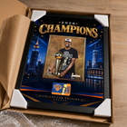 Frameworth - Cadre photoglass de OG Anunoby des New York Knicks trophée du championnat 2026 - 18 po l x 22 po H - or-6