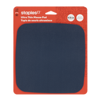 Staples Tech - Tapis de souris ultramince - 21 cm L x 21 cm l x 0,12 cm H - bleu-Surface lisse en plastique