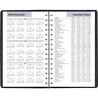 AT-A-GLANCE - Cahier de rendez-vous quotidien 2026 - 8 po H x 4 7/8 po l - noir - anglais-Couverture en similicuir noir