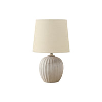 Monarch Specialties - Luminaire - 19 po H Lampe De Table - Résine Beige - Abat-Jour Beige - Transitionnel-Cette élégante lampe de table de 19 pouces de haut est dotée d'une base chic en résine beige et d'un abat-jour complémentaire en tissu beige idéal pour créer une ambiance chaleureuse et accueillante dans un salon, une chambre à coucher ou un bureau de style transitionnel