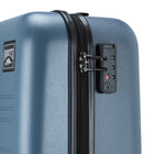 Roots - Chalet 19 po Valise de cabine rigide - Bleu Brumeux-Comprend une poignée rétractable en aluminium avec bouton-poussoir pour faciliter le levage et la manœuvre.