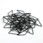 JAM Paper - Pinces papillon colourées - pinces à papier noires - paquet de 15-Les pinces sont fabriquées à partir de fil d'acier de haute qualité et ont une finition colourée brillante | Capacité de 75 feuilles.