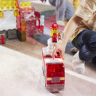 Magna-Tiles - Ensemble de construction magnétique Caserne de pompiers 50 pièces-Sécurité garantie: Toutes les pièces MAGNA-TILES sont conçues pour résister à d’innombrables heures de jeu. Notre grille exclusive empêche la fissuration, tandis que les rivets de fixation maintiennent les aimants en sécurité