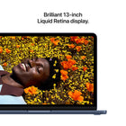 Apple for Education - Portatif MacBook Neo 13 po - A18 Pro - SSD 256 Go - Mémoire 8 Go - Indigo-à votre avantage, en son et en image - MacBook Neo intègre une caméra FaceTime HD 1080p, un réseau de deux micros qui amplifient votre voix pour une clarté exceptionnelle, et deux haut-parleurs latéraux qui diffusent un son immersif en Audio spatial