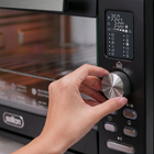 Salton - four grille pain numérique avec friture à air NuRetro - noir minuit-Minuterie de 120 minutes avec arrêt automatique — pour une cuisson précise, en toute sécurité.