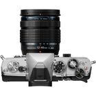 OM SYSTEM - Appareil photo hybride OM-3 avec objectif 12-45 mm f/4-Computationnel. Bénéficiez d’un accès direct pour améliorer vos images grâce à des fonctions de calcul polyvalentes intégrées à l’appareil photo
