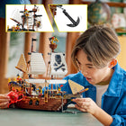 LEGO - Creator Le bateau pirate emblématique-5 figurines : 4 pirates et 1 squelette avec des accessoires dont un pistolet