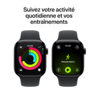 Apple - Watch Series 11 - 42 mm - GPS - Boîtier en aluminium Noir de jais avec Bracelet sport Noir, M / G-Avec des données avancées pour tous vos entraînements, ainsi que des fonctionnalités comme Rythme, les zones de fréquence cardiaque, la charge d’entraînement et Workout Buddy propulsé par Apple Intelligence à partir de votre iPhone à proximité, et plus encore. Et Apple Watch Series 11 inclut trois mois d’abonnement Apple Fitness+