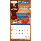 BrownTrout - 2026 J'adore La Bière Calendrier mural Suspendu Mensuel - 30,5 cm l x 61 cm H - Anglais-À Utiliser Tout de Suite - Calendrier de 16 mois, 12 pages de mois pleines et comprenant en prime les quatre derniers mois de l'année précédente avec une image supplémentaire