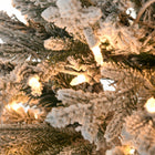 HOMCOM - Arbre de Noël artificiel floqué de 6 pi avec lumières jaune-Il est peu probable que les branches ignifuges et la fausse neige prennent feu ou causent de graves dommages à la maison  