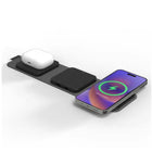 mophie - Snap+ Chargeur de voyage multi-appareils - Noir-Il dispose également d'un port USB-C et d'un port USB-A, vous pouvez donc brancher deux appareils supplémentaires à charger