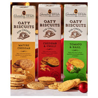 Grandma Wilds - Assortiment de Biscuits Salés à l'Avoine pour Fromage - 130 g - Paquet de 3-La tomate et le basilic apportent une touche méditerranéenne dans un biscuit salé. Le fromage cheddar affiné offre une saveur riche et savoureuse. Quant au cheddar et au piment, il ajoute une subtile note épicée au fromage pour une saveur encore plus riche