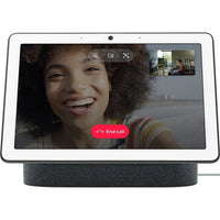 Google - Nest Hub Max, charbon-Vous pouvez passer des appels vidéo ou laisser des messages vidéo avec Duo (Pour passer des appels, votre correspondant et vous devez posséder un compte Google Duo). Cette application fonctionne en mode mains libres, alors dites simplement : « Ok Google, appelle grand-maman. » Google Photos affiche automatiquement vos dernières et meilleures photos, ainsi votre famille reste toujours près de vous