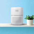 BLACK+DECKER - Purificateur d'air de table avec voyants lumineux - blanc-Les indicateurs de qualité de l'air changent de couleur en fonction du niveau de pollution détecté par le capteur de particules : bleu = excellent, vert = bon, violet = moyen, rouge = mauvais