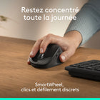 Logitech - Signature Comfort M840 L, souris sans fil - Noir-Une autonomie qui dure : La souris sans fil Bluetooth Logitech Signature Comfort M840 L reste alimentée jusqu'à 24 mois, ce qui évite les changements de batterie constants