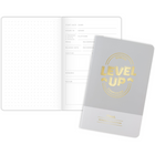Mead - Moments Carnet de poche Jeux vidéo - 3 1/2 po X 5 1/2 po - 48 pages-Racontez l'histoire derrière l'écran. Des questions-guides vous aident à réfléchir à vos jeux préférés, à vos habitudes de jeu et aux moments qui ont marqué votre parcours de joueur.