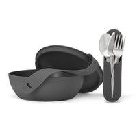 W&P - Ensemble bol-repas et jeu d'ustensiles Porter - anthracite-Ce contenant ultraléger, antidérapant et durable possède un couvercle en plastique rigide solidement retenu par une lanière de silicone