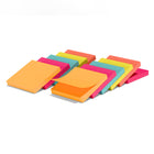 Feuillets autocollants standard de Staples, 3 x 3 po, couleurs variées, 100 feuilles/bloc, 12 blocs/paquet-Les feuilles de 3 x 3 po ont la taille parfaite pour servir de pense-bêtes sur votre écran d’ordinateur